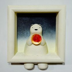 Melancholy Bear(Beige)_Sun Woo-Kim_ 24x20.5x6.5cm_Glass and PLA_2025