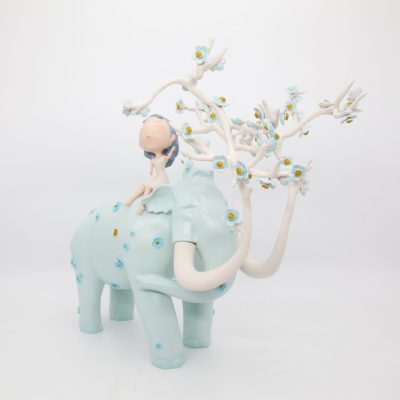 花雨(藍)<br> The Rain Of Flowers<br> 32x58x50cm<br> PU & Fiberglass <br> Edition 500 <br> 2018 花雨(藍)<br> The Rain Of Flowers<br> 32x58x50cm<br> PU & Fiberglass <br> Edition 500 <br> 2018