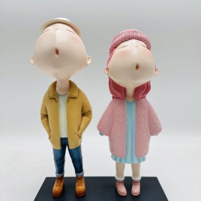 深冬物語(粉)<br> The Story Of Deep Winter<br> 28x13x37cm<br> PU & Fiberglass <br> Edition 500 <br> 2025 深冬物語(粉)<br> The Story Of Deep Winter<br> 28x13x37cm<br> PU & Fiberglass <br> Edition 500 <br> 2025